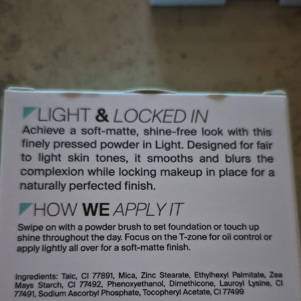 OFRA Pure Matte Finishing Powder - Light